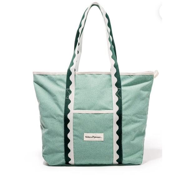 The Beach Bag by Business & Pleasure NWT - Picture 1 of 5